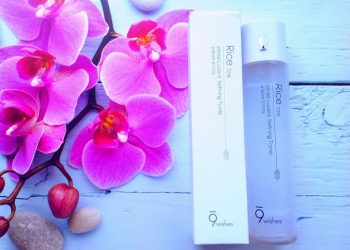 Review nước hoa hồng dưỡng trắng da 9wishes Rice 72 White Lucent Refining Toner