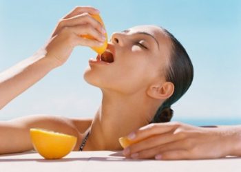 Bí quyết bảo vệ sức khỏe ngày hè cho bản thân và gia đình
