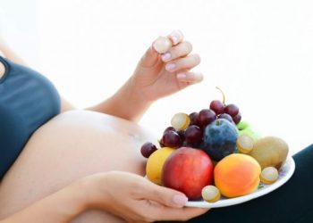 Bầu ăn nhãn được không? Ăn nhãn khi nào và như thế nào là tốt?