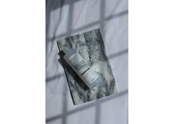 Review BADSKIN Hyaluronic Spa Toner: Siêu phẩm cấp nước, cấp ẩm cho da
