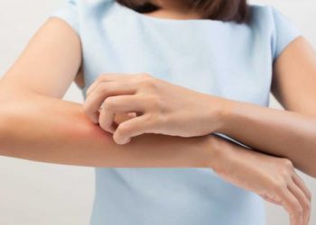 Dấu hiệu cho thấy cơ thể bạn đang tích tụ quá nhiều độc tố