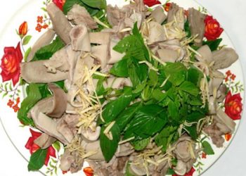 Bí quyết luộc dồi trường heo giòn ngon không thể bỏ qua