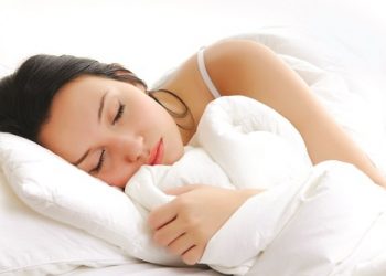 Giấc ngủ ban đêm ảnh hưởng đến cuộc sống hàng ngày thế nào?
