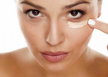 Đi tìm 5 kem dưỡng mắt tốt nhất đẩy lùi nếp nhăn và quầng thâm