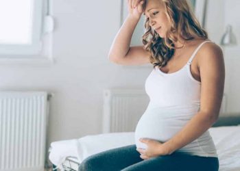 Khủng hoảng tâm lý khi mang thai ở phụ nữ là gì? Có ảnh hưởng đến bé?