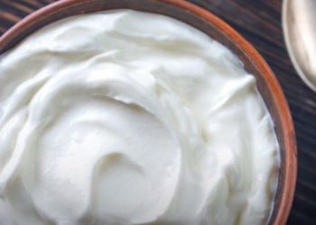 Làm đẹp bằng sữa chua: Người bạn đồng hành cho làn da trắng khỏe