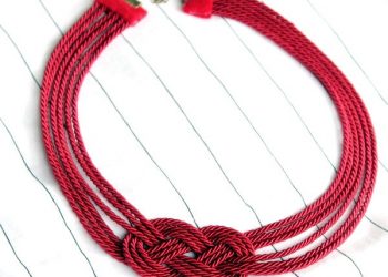 Cách làm vòng cổ handmade đơn giản mà đặc biệt cho ngày 8/3