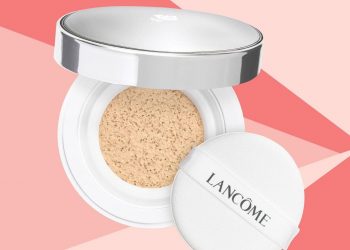 Review phấn nước LANCÔME Blanc Expert Cushion Compact High Coverage: Độ che phủ cao, mỏng nhẹ trên da
