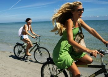 Mách bạn một số mẹo cực hay giúp bảo vệ sức khỏe mùa hè