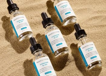 Review serum Skinceuticals Hydrating B5 Gel: Dược mỹ phẩm cấp ẩm và phục hồi da