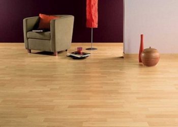 Mẹo giữ nền nhà sạch bóng đơn giản hiệu quả ai cũng nên biết