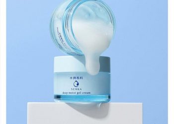 Review mặt nạ ngủ Senka Deep Moist Gel Cream: cấp ẩm chuyên sâu cho da ẩm mượt rạng ngời