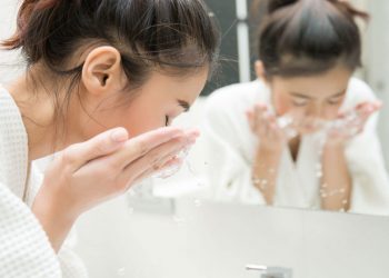 5 bước skincare buổi sáng “chuẩn đét” giúp da sáng mịn, tự tin hơn khi đi ra ngoài