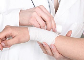 Hướng dẫn bạn cách sơ cứu nạn nhân có vết thương chảy máu