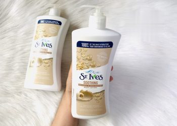 Review sữa dưỡng thể St.Ives Soothing Oatmeal and Shea Butter Body Lotion