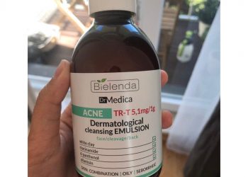 Review sữa rửa mặt Bielenda Dr Medica Dermatological Cleansing Emulsion: sữa rửa mặt kiêm tẩy trang