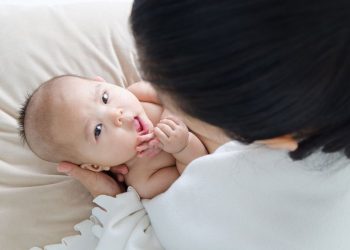 Các cột mốc phát triển khứu giác của trẻ mẹ cần lưu ý