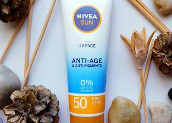 Review kem chống nắng kiểm soát dầu Nivea UV Face Shine Control SPF50