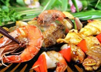 Chiêu hay để ăn món nướng an toàn bạn chớ nên bỏ qua