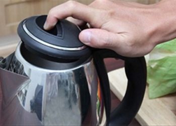 4 lỗi sai khi dùng ấm siêu tốc khiến bạn “chết siêu nhanh”