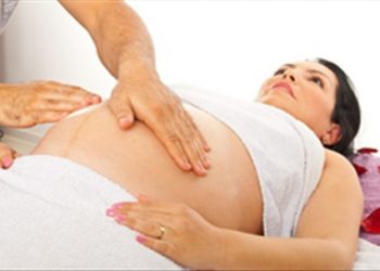 Đánh bay những cơn đau thai kỳ với 8 mẹo đơn giản sau