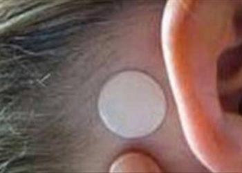 Bạn đã biết cách dùng miếng dán chống say xe đúng cách chưa?