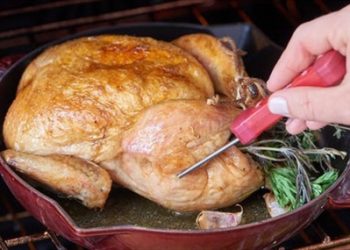 Muốn làm món gà ngon miễn chê, chị em tuyệt đối không được phạm phải những sai lầm nghiêm trọng này