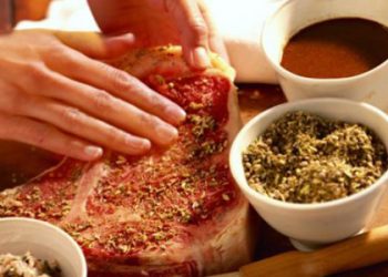 Mách nhỏ cách ướp thịt, cá thơm ngon bạn chớ nên bỏ qua