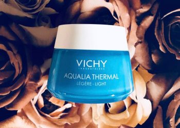 Review kem dưỡng ẩm Vichy Aqualia Thermal Light Cream: Phù hợp cho da khô và da nhạy cảm