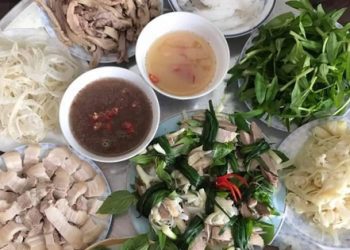 Lạ lùng món vịt dấm ghém cho Tết Đoan Ngọ 5/5 âm lịch của người Hà Nội khi cho thêm thứ củ này vào nồi nước để nguội vẫn thơm ngon không hề tanh