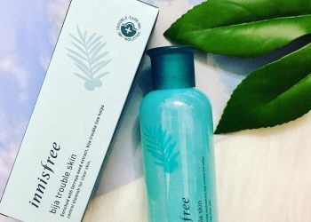 Review nước hoa hồng Innisfree Bija Trouble Skin: Đánh bay bụi bẩn, ngăn ngừa mụn nhọt