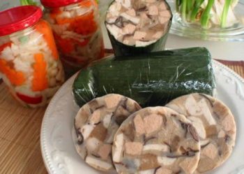 Mách bạn cách bảo quản giò chả được lâu và không bị ôi thiu sau Tết