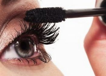 Bí kíp ‘bỏ túi’ sử dụng mỹ phẩm an toàn cho các nàng