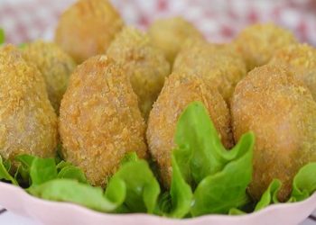 2 cách làm thịt bọc trứng chiên xù cực hấp dẫn dễ làm tại nhà