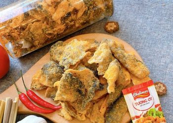 2 cách làm da cá trứng muối giòn rụm, béo bùi mặn ngọt ăn không dừng