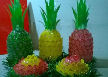 Cách làm quả dứa bằng kẹo Oishi bày bàn thờ ngày Tết cực đơn giản