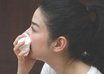 Cách xử trí chảy máu mũi ở người lớn nhanh và đơn giản