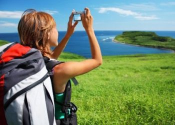 Mách bạn 7 bí quyết giữ sức khỏe khi đi chơi xa kỳ nghỉ lễ