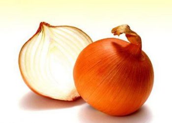 Bí quyết “tuyệt chiêu” cắt hành không sợ cay mắt bạn nên biết