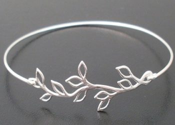 9 mẹo vặt bảo quản và làm mới trang sức bạn cần biết