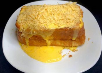 Bánh bông lan trứng ruốc keto