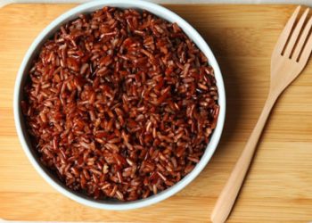 Bật mí mẹo bảo quản cơm gạo lứt nấu 1 lần ăn cả tuần vẫn dẻo ngon