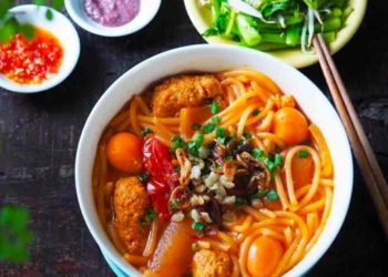 Cách làm bún đỏ Buôn Mê Thuột