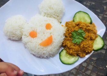 Cơm nắm thịt bò xào cà rốt (Bé ăn dặm)