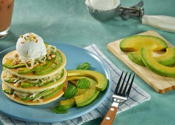 Công thức làm bánh rán bơ dừa mềm thơm, cả nhà thích mê