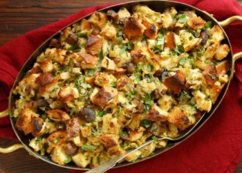 Stuffing là gì? 4 cách làm stuffing không thể thiếu cho lễ Tạ Ơn