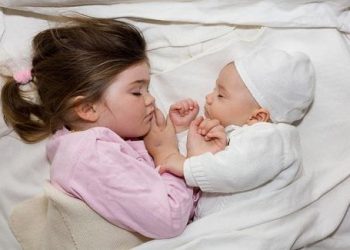 Những cách giúp trẻ sơ sinh ngủ ngon và sâu giấc vào ban đêm