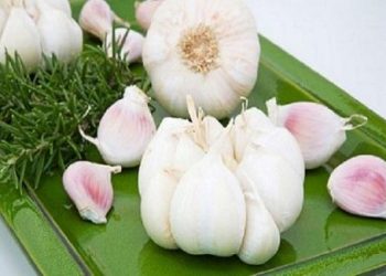 Cách chữa đau họng bằng tỏi không phải ai cũng biết