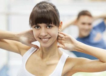 Chữa đau mỏi vai gáy với 3 bài thuốc dân gian dễ tìm