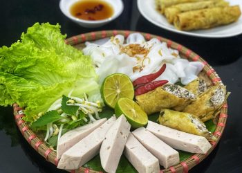 13+ Đặc Sản, Món Ngon Hà Tĩnh Nên Thử, Kèm Địa Chỉ Quán